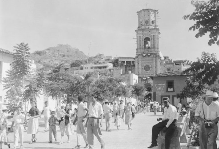 1. ¿Cuáles son los antecedentes prehispánicos de Puerto Vallarta