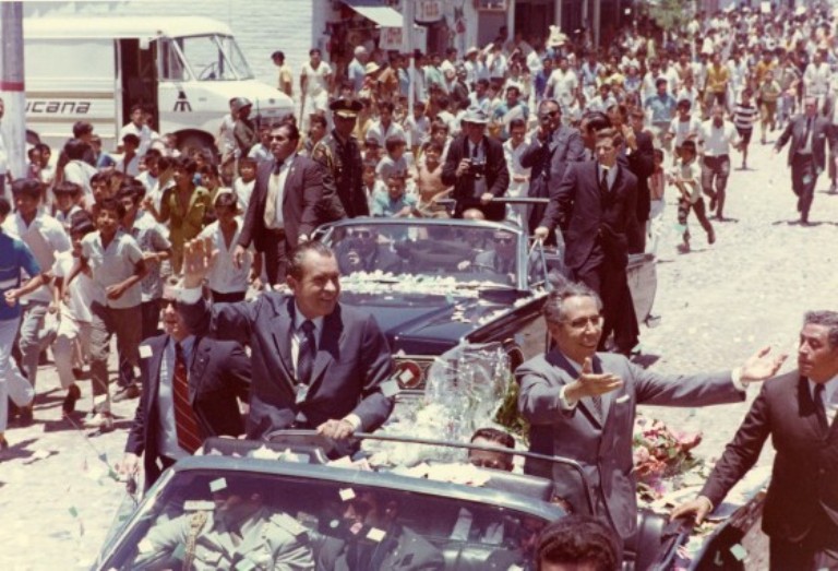 27. ¿Cuál fue el primer evento de renombre internacional en Puerto Vallarta