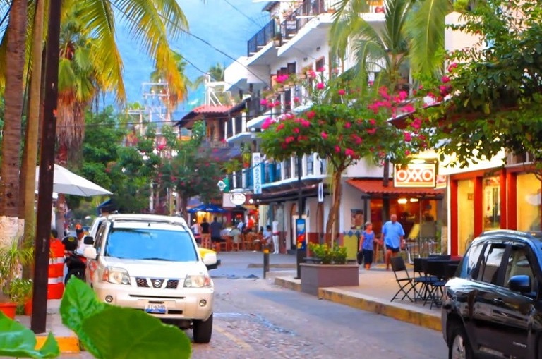 35. ¿Qué es la Zona Romántica